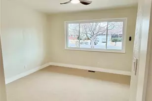 1608 Mt View Ln, Colorado Springs, CO 80907 - Photo 27