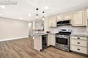 1608 Mt View Ln, Colorado Springs, CO 80907 - Photo 17