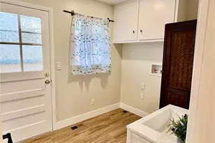 1608 Mt View Ln, Colorado Springs, CO 80907 - Photo 37