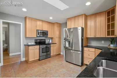 23 Crescent Lane, Colorado Springs, CO 80904 - Photo 11