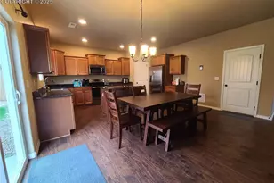 7060 New Meadow Dr, Colorado Springs, CO 80923 - Photo 9