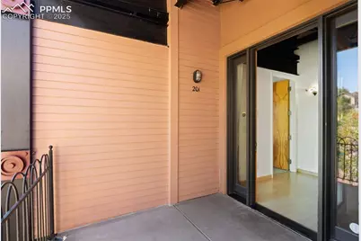906 Manitou Avenue #201, Manitou Springs, CO 80829 - Photo 5