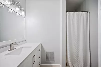 622 Paradise Lane, Colorado Springs, CO 80904 - Photo 17