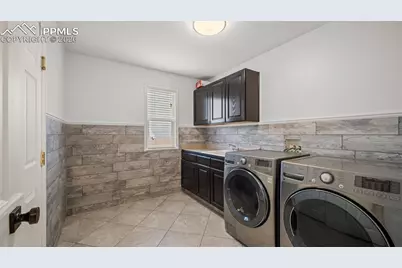 6915 Hillock Drive, Colorado Springs, CO 80922 - Photo 11