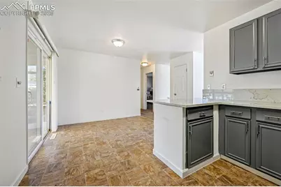 5165 Crestwood Drive, Colorado Springs, CO 80918 - Photo 11