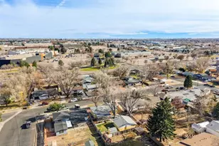 718 Querida Dr, Colorado Springs, CO 80909 - Photo 33