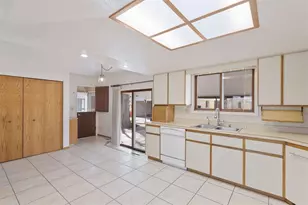 718 Querida Dr, Colorado Springs, CO 80909 - Photo 3