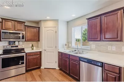 6149 Mumford Drive, Colorado Springs, CO 80925 - Photo 19