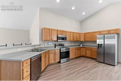 4942 Dunecrest Drive, Colorado Springs, CO 80922 - Photo 9