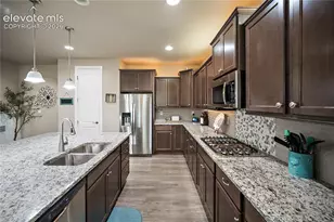 7394 Rim Bluff Ln, Colorado Springs, CO 80927 - Photo 9
