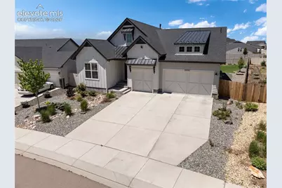 9320 Beaver Brook Drive, Colorado Springs, CO 80908 - Photo 3