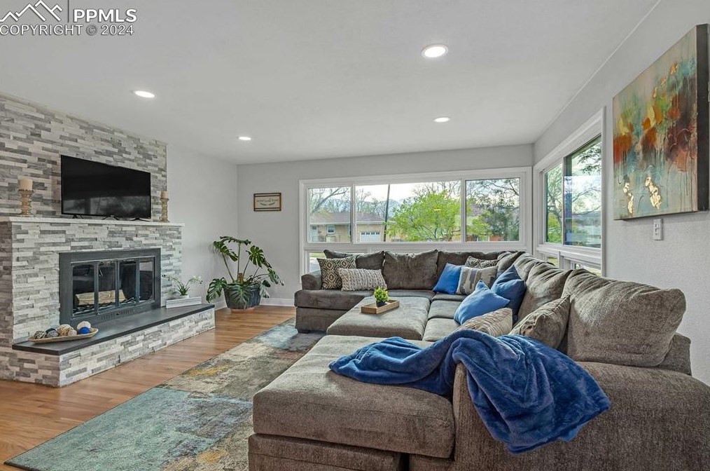 1123 Logan Pl, Colorado Springs CO 80909-3730 exterior