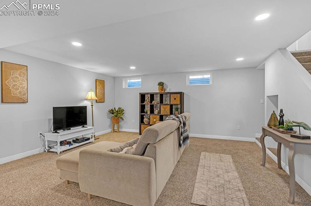 1123 Logan Pl, Colorado Springs CO 80909-3730 exterior