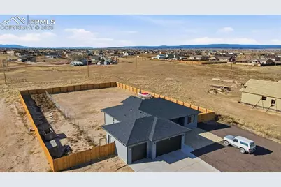 421 N Heather Drive, Pueblo, CO 81007 - Photo 7