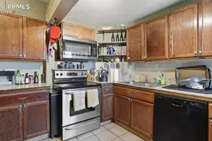 1011 W Pikes Peak Ave, Colorado Springs, CO 80904 - Photo 9