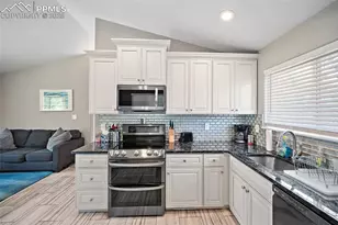 225 Custer Ave, Colorado Springs, CO 80903 - Photo 23