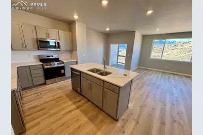 712 Belleza View, Colorado Springs, CO 80907 - Photo 9