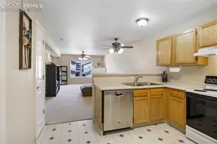 3219 Hearthridge Cir, Colorado Springs, CO 80918 - Photo 5