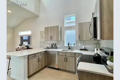 3327 Evening Breeze Drive, Colorado Springs, CO 80922 - Photo 5