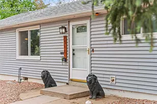 2311 Robin Dr, Colorado Springs, CO 80909 - Photo 3