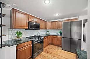 2311 Robin Dr, Colorado Springs, CO 80909 - Photo 9