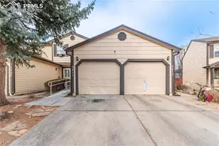 2411 Lexington Village Ln, Colorado Springs, CO 80916 - Photo 3