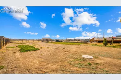 1072 S Avenida Del Oro, Pueblo West, CO 81007 - Photo 35