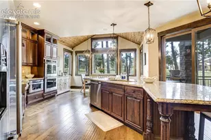 4735 Saxton Hollow Rd, Colorado Springs, CO 80908 - Photo 19