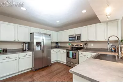 5072 Weaver Drive, Colorado Springs, CO 80922 - Photo 9