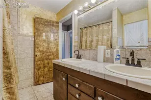 415 Chamberlin Pl, Colorado Springs, CO 80906 - Photo 25