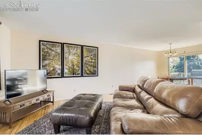 3607 Brentwood Terrace, Colorado Springs, CO 80910 - Photo 5