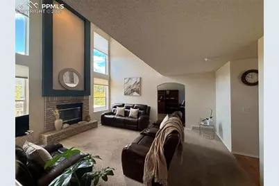 8950 Rochester Drive, Colorado Springs, CO 80920 - Photo 11