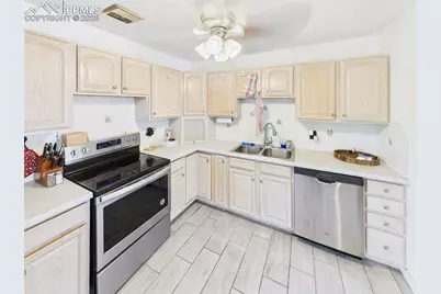 3210 Shalimar Terrace, Pueblo, CO 81008 - Photo 9