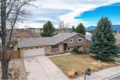 2705 Maroon Bells Avenue, Colorado Springs, CO 80918 - Photo 5