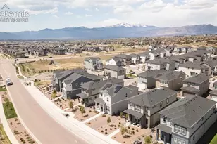 8946 Wolf Valley Dr., Colorado Springs, CO 80924 - Photo 3