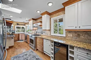 8475 Red Spring Valley Rd, Colorado Springs, CO 80919 - Photo 9