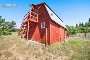 8475 Red Spring Valley Rd, Colorado Springs, CO 80919 - Photo 43