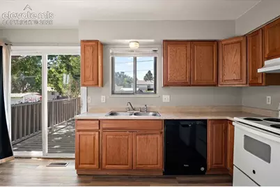 1704 E 19th Street, Pueblo, CO 81001 - Photo 11