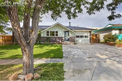 1010 Holmes Drive, Colorado Springs, CO 80909 - Photo 3