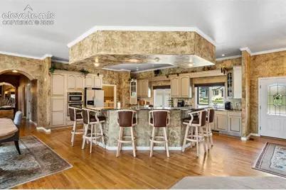 3925 Hill Circle, Colorado Springs, CO 80904 - Photo 9