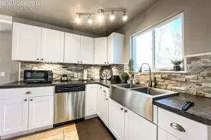 214 N 20th St, Colorado Springs, CO 80904 - Photo 21