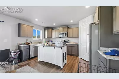 10581 Traders Parkway, Fountain, CO 80817 - Photo 13