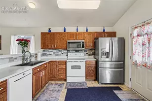 7517 Silver Bow Dr, Colorado Springs, CO 80925 - Photo 11