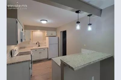 822 E 12th Street, La Junta, CO 81050 - Photo 5