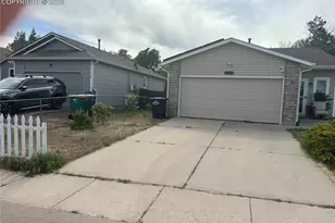 4410 Hennings Dr, Colorado Springs, CO 80911 - Photo 5