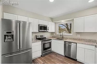 4950 Garden Ranch Drive, Colorado Springs, CO 80918 - Photo 9