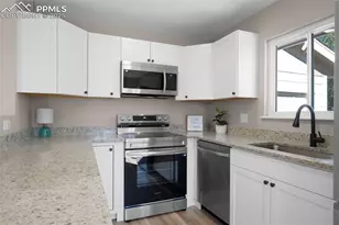 2114 Pepperwood Dr, Colorado Springs, CO 80910 - Photo 7