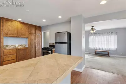 908 1/2 Bennett Avenue, Colorado Springs, CO 80909 - Photo 11