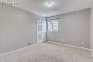 6605 Stonehedge Dr, Colorado Springs, CO 80918 - Photo 25