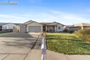 5405 Peregrine Dr, Pueblo, CO 81005 - Photo 41